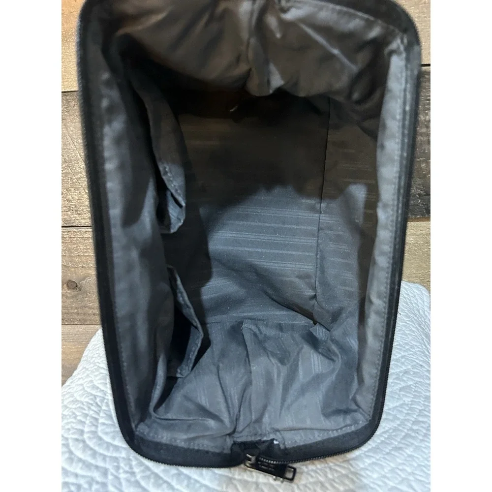 Tumi Black Travel Toiletry Bag Top Zip 10